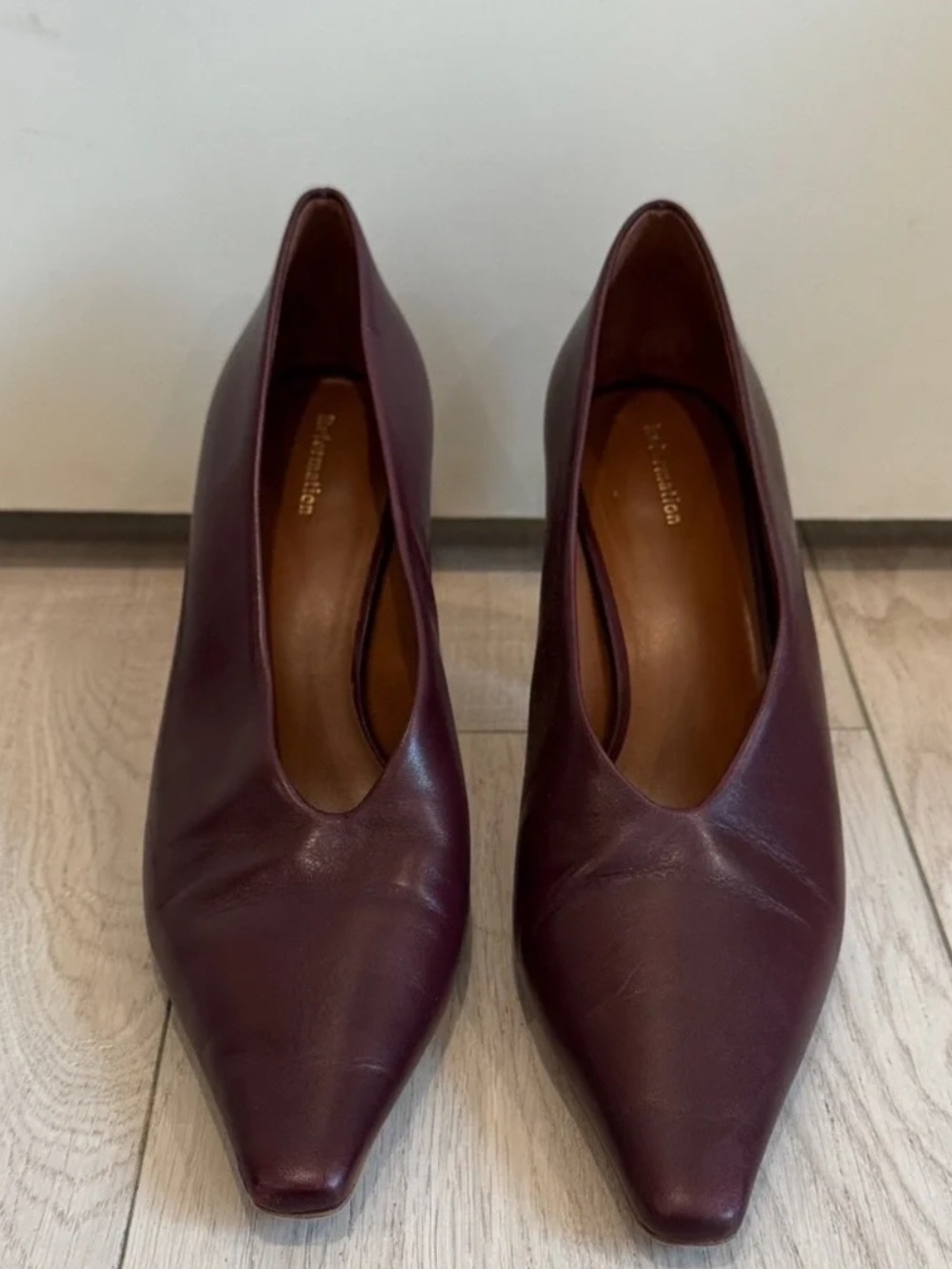 Reformation Pointed Toe Block Heel Pumps - Burgundy Leather Size 7